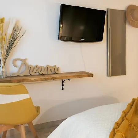 Apartman Elegante Bilocale Con Vista Mare E Parcheggio *