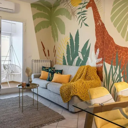 Elegante Bilocale Con Vista Mare E Parcheggio *