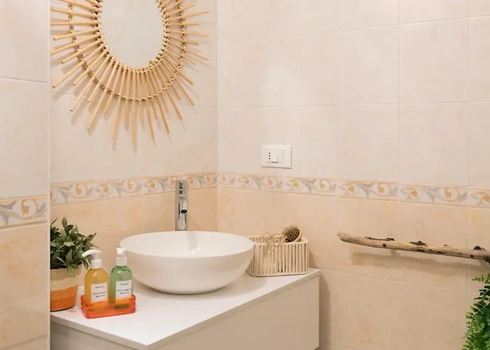 Elegante Bilocale Con Vista Mare E Parcheggio Apartment *