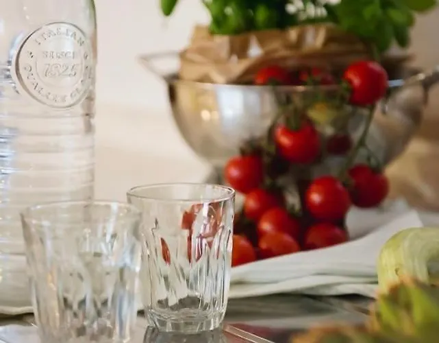 Elegante Bilocale Con Vista Mare E Parcheggio Apartment